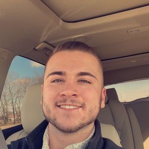 Meet your Posher, Cameron